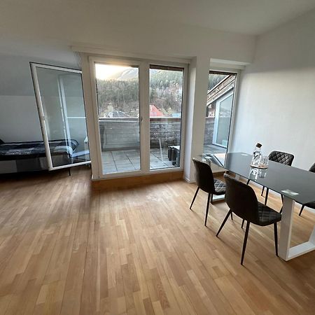 Geraeumiges Sonniges Apartment Mit Bergblick Imst Exteriör bild